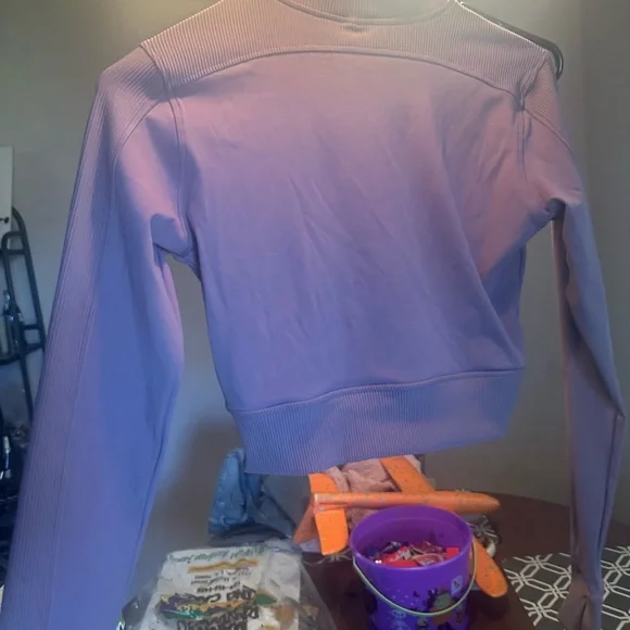 Cropped Purple Quarter-Zip Top gold hinge size medium runs small  zip crop lotto - Picture 2 of 4